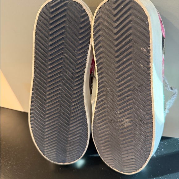 Golden Goose Kids Sneakers with Pink and Green Floral Design - Picture 5 of 9